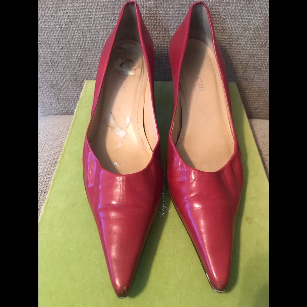 Cathy Jeans Leather Pumps used.